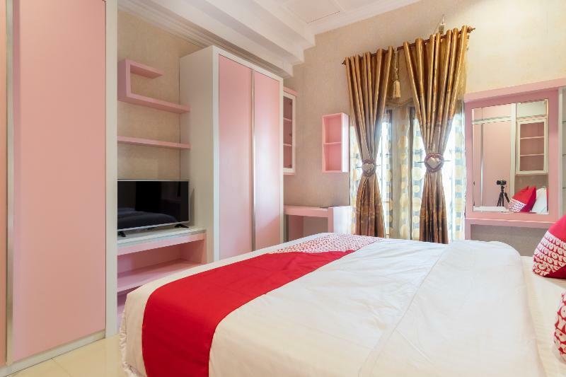 Oyo 619 Naufal Guest House Syariah Medan Exteriör bild